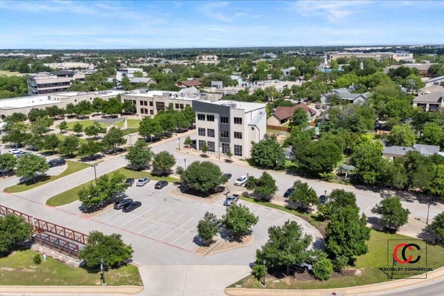 More Photos Of 211 S Brown St, Round Rock Medical For Lease