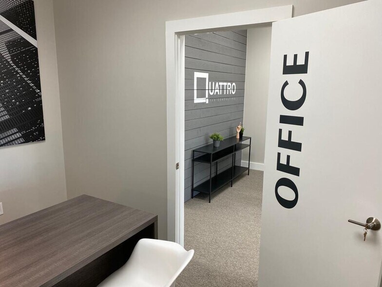 More Photos Of 2811 Airline Dr, Houston Unknown For Lease