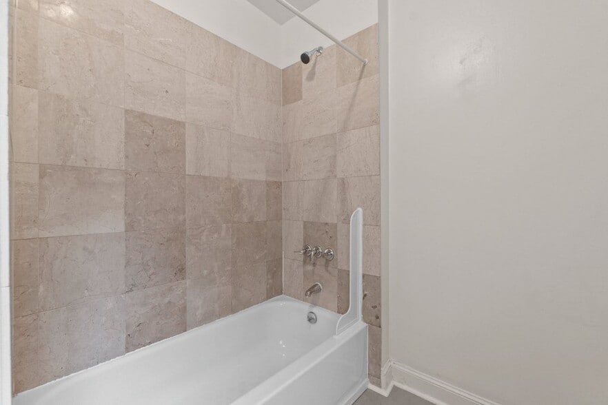 More Photos Of 217 E Preston St, Baltimore Apartments For Sale