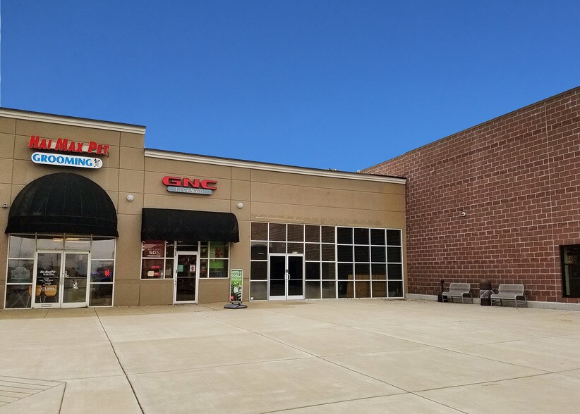 More Photos Of 9080 Taylorsville Rd, Louisville General Retail For Lease