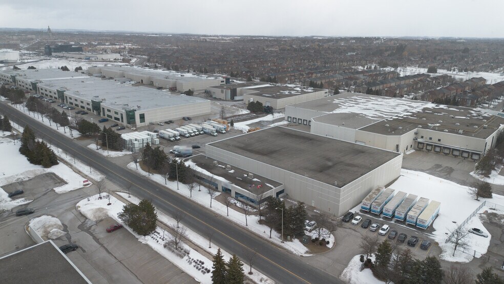 More Photos Of 176 Hillmount Rd, Markham Warehouse For Lease