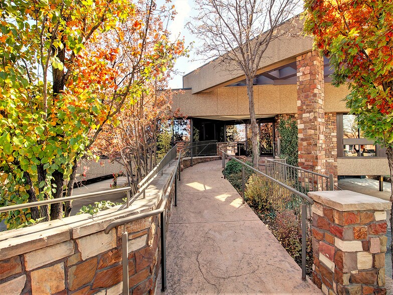 More Photos Of 1680 38th St, Boulder Office For Lease