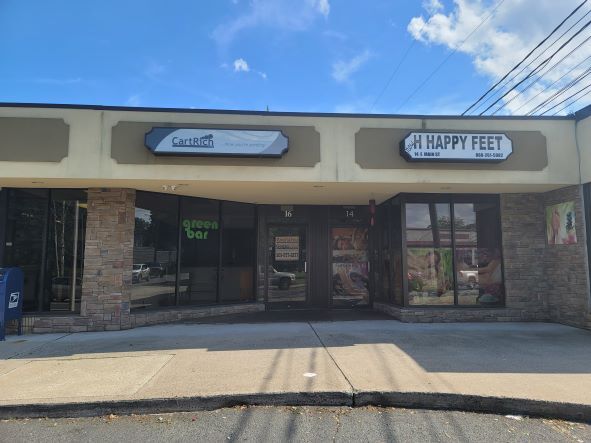 More Photos Of 12-22 E Main St, Bristol Storefront For Lease