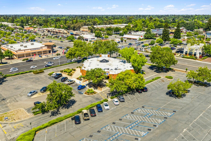 More Photos Of 6199 Sunrise Mall Rd, Citrus Heights Bank For Sale