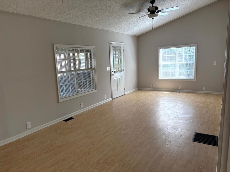 More Photos Of , Acworth Multifamily For Sale