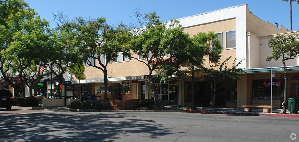 Primary Photo Of 2251-2259 Honolulu Ave, Montrose Storefront Retail Office For Lease