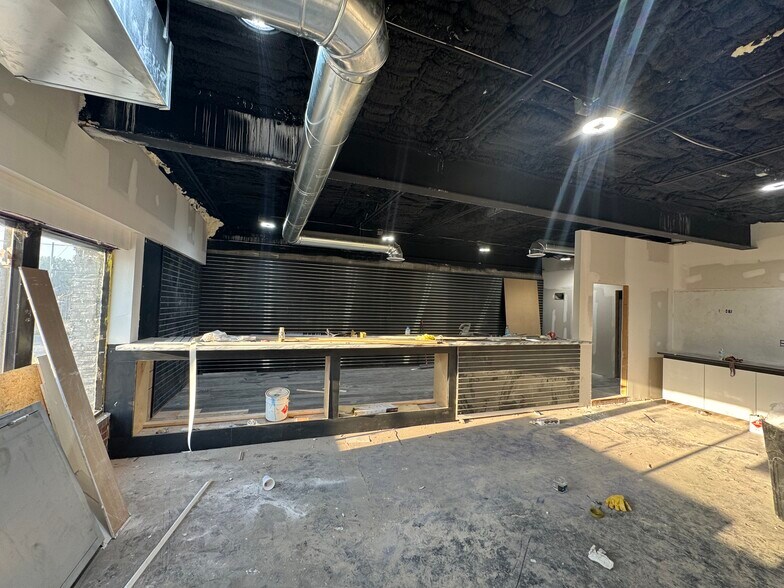 More Photos Of 5701-5707 Troost Ave, Kansas City Freestanding For Sale