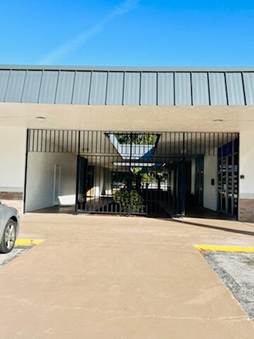 More Photos Of 7345 Jackson Springs Dr, Tampa Office For Lease