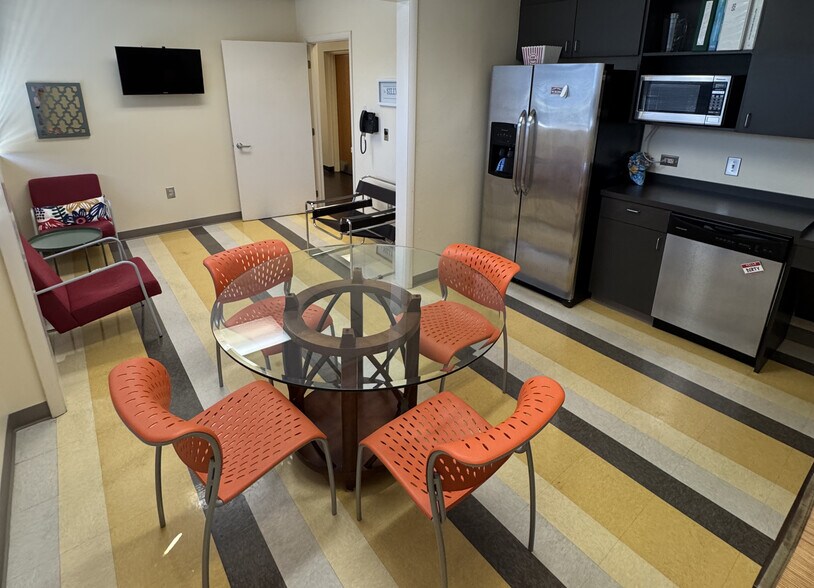 More Photos Of 3613 Haworth Dr, Raleigh Medical For Sale