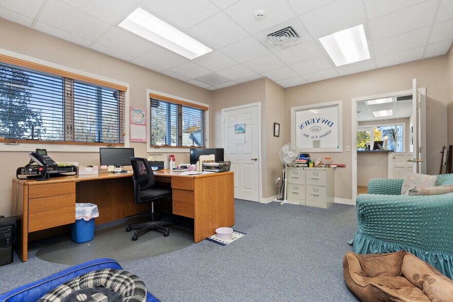 More Photos Of 658 N Main St, Brockton General Retail For Sale