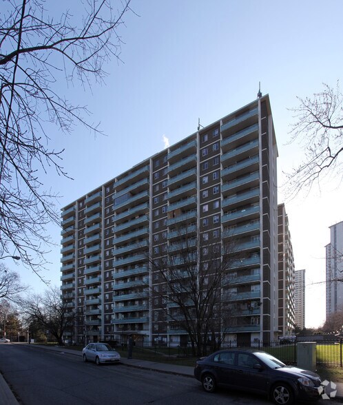 Primary Photo Of 99 Howard St, Toronto Apartments For Lease