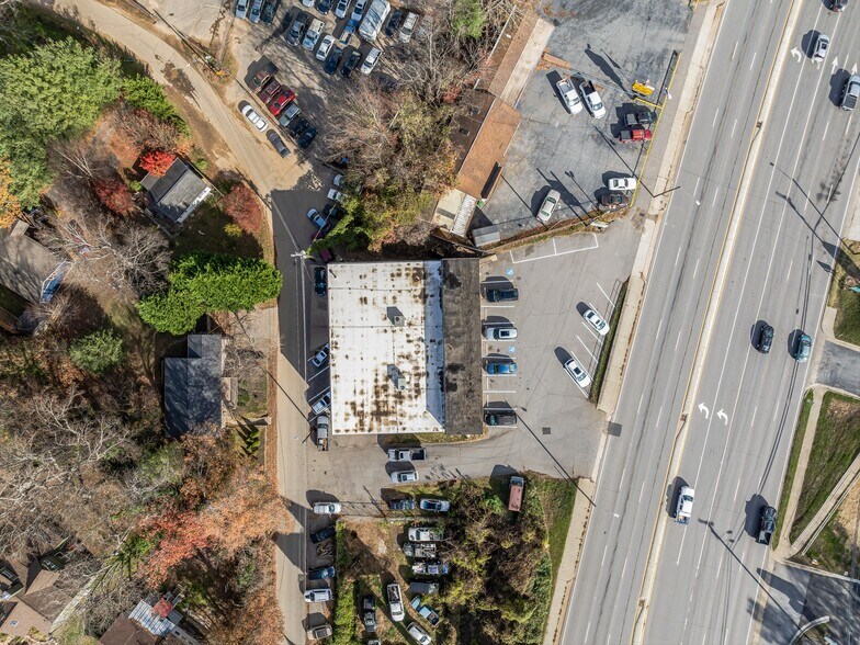 More Photos Of 1141 Patton Ave, Asheville Freestanding For Lease