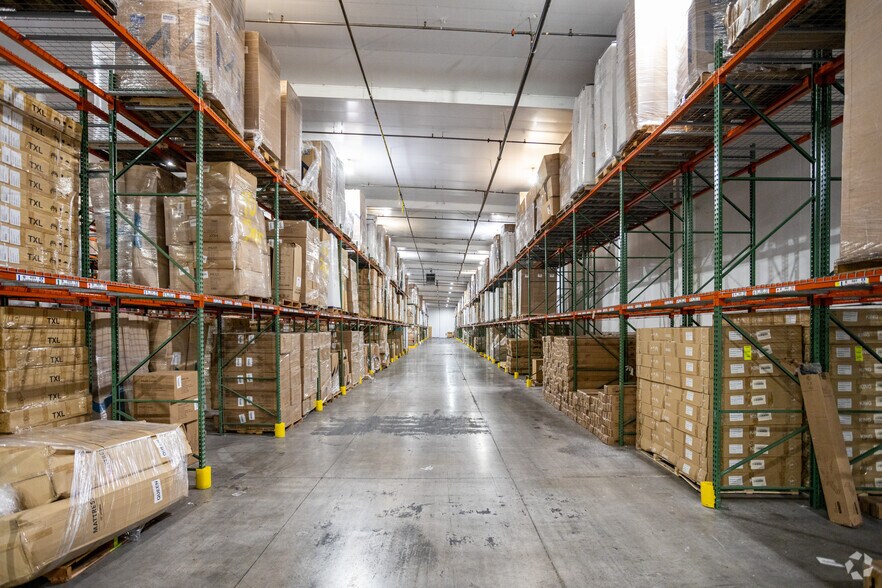 More Photos Of 1485 Mountain Rd, Andersonville Warehouse For Sale