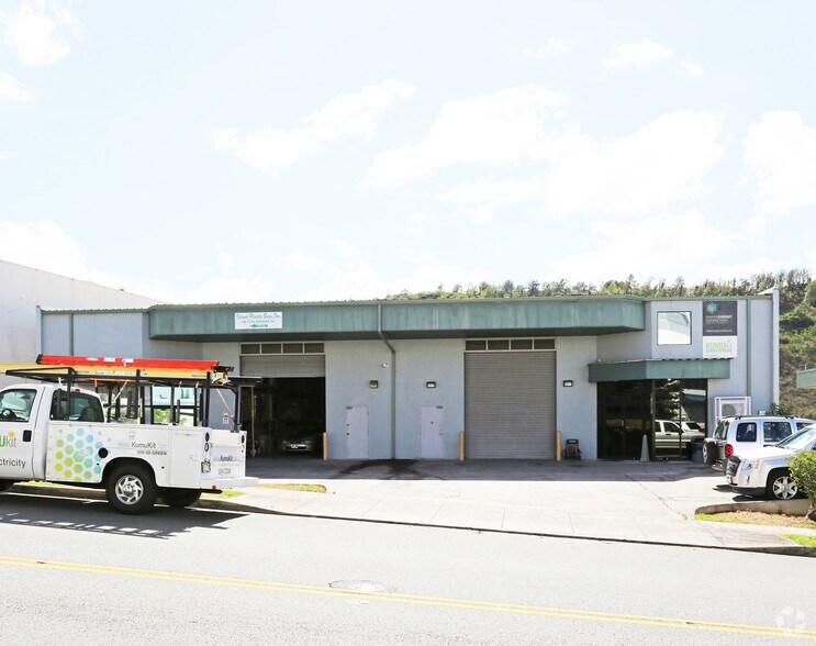 Primary Photo Of 99-1342 Koaha Pl, Honolulu Warehouse For Lease