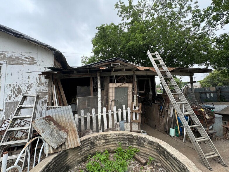 More Photos Of 428 Runnels Ave, San Antonio Office For Sale