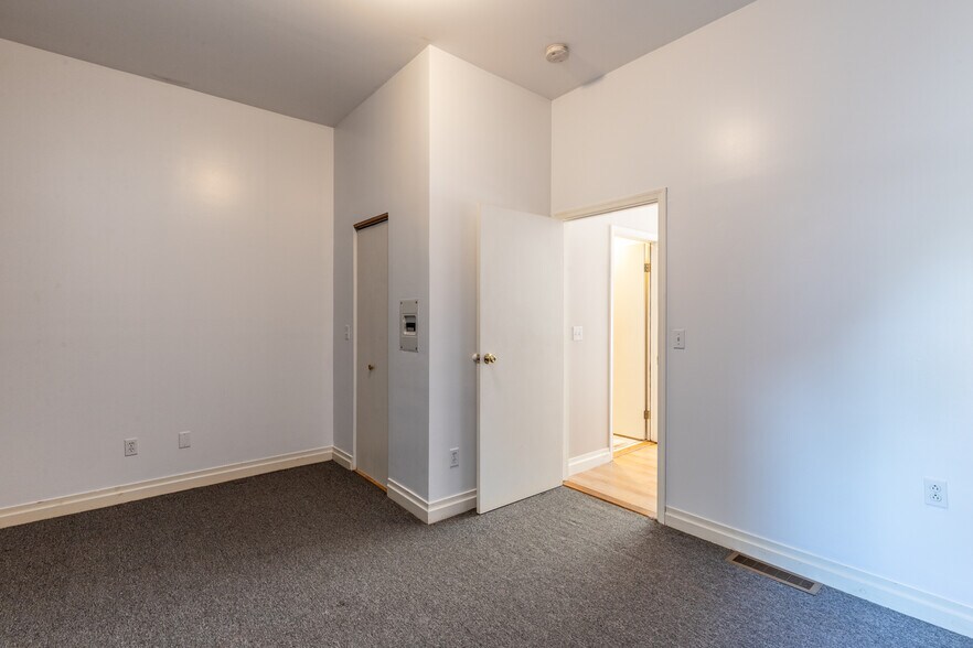 More Photos Of 158 Park St, Buffalo Apartments For Sale