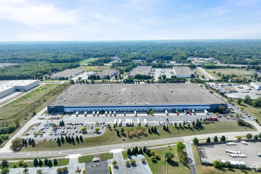 More Photos Of 6515 Ameriplex Dr, Portage Warehouse For Lease