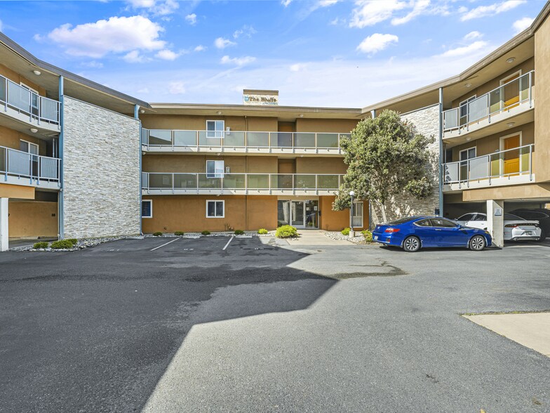 More Photos Of 380 Esplanade Ave, Pacifica Apartments For Sale