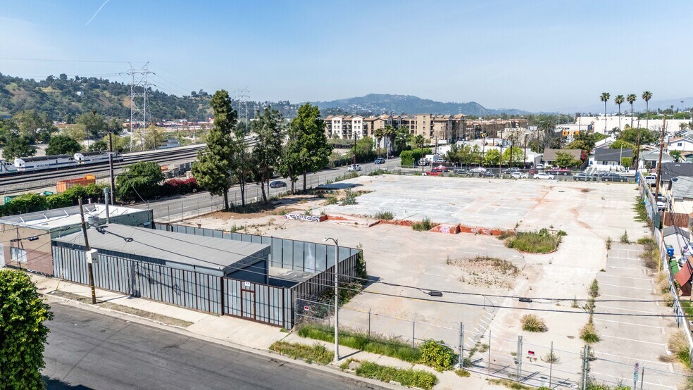 More Photos Of 1150 N San Fernando Rd, Los Angeles Land For Sale