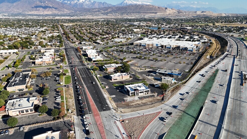 More Photos Of 3813 W 13400 S, Riverton General Retail For Sale