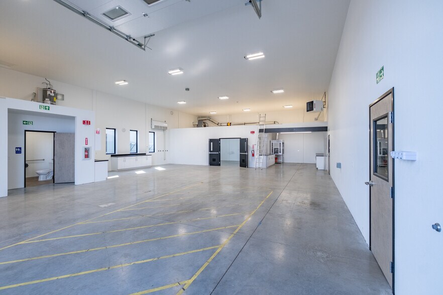 More Photos Of 2987 Ferry St SW, Albany Light Manufacturing For Lease