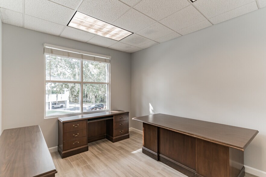 More Photos Of 230 N Westmonte Dr, Altamonte Springs Office For Lease