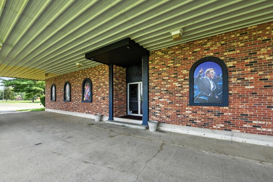 More Photos Of 9660 Dry Fork Rd, Harrison Theater Concert Hall For Sale