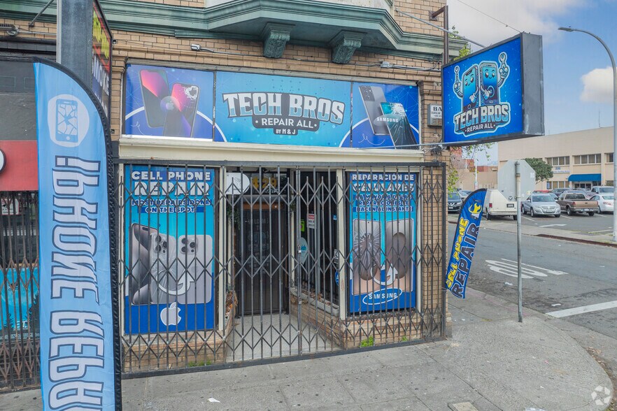 More Photos Of 315 25th St, Richmond Apartments For Sale