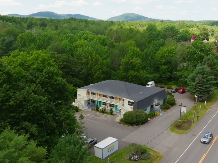 More Photos Of 337 Commercial St, Rockport Hotel For Sale