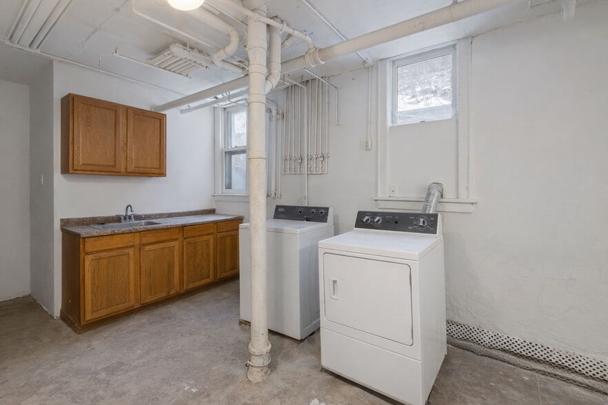 More Photos Of 487 Grand Ave, Saint Paul Apartments For Sale