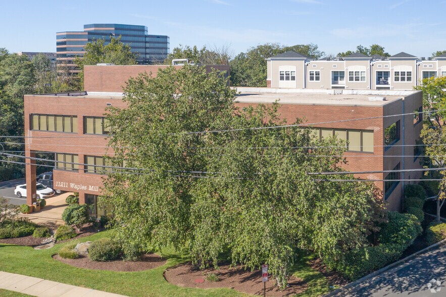 More Photos Of 11211 Waples Mill Rd, Fairfax Medical For Lease