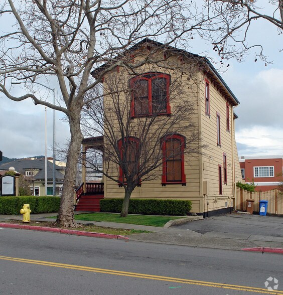 More Photos Of 824 E St, San Rafael Office For Lease