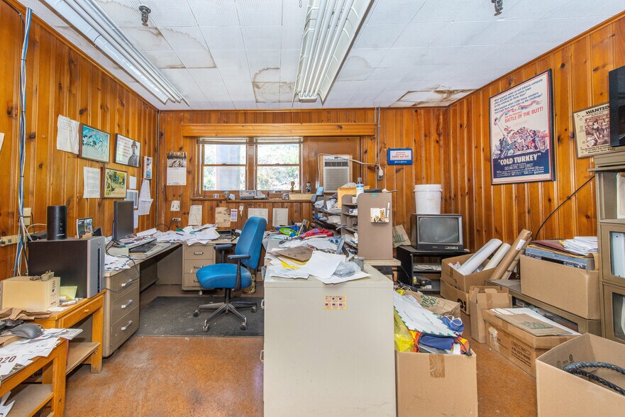 More Photos Of 158 Central Ave, Rochelle Park Industrial For Sale