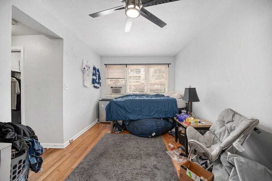 More Photos Of 949 SW 13th St, Gainesville Office Residential For Sale