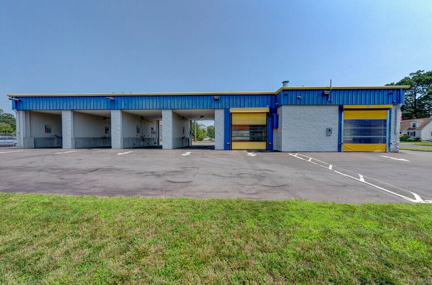 More Photos Of 2360 Corbin Ave, New Britain Carwash For Sale