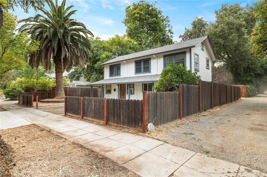 More Photos Of 272 E 4th Ave, Chico Apartments For Sale