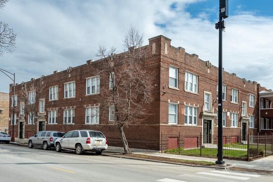 Primary Photo Of 7601-7605 S Peoria St, Chicago Apartments For Sale