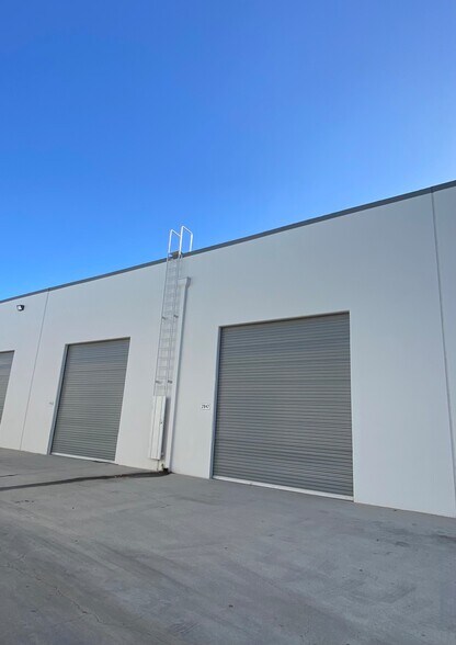 More Photos Of 2853 Gundry Ave, Signal Hill Warehouse For Sale
