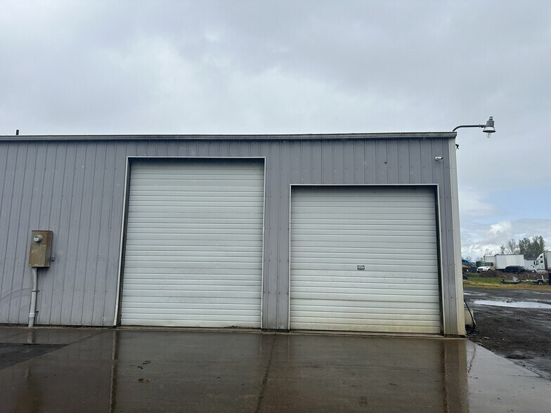 More Photos Of 3901 Timbet Dr SE, Salem Warehouse For Lease