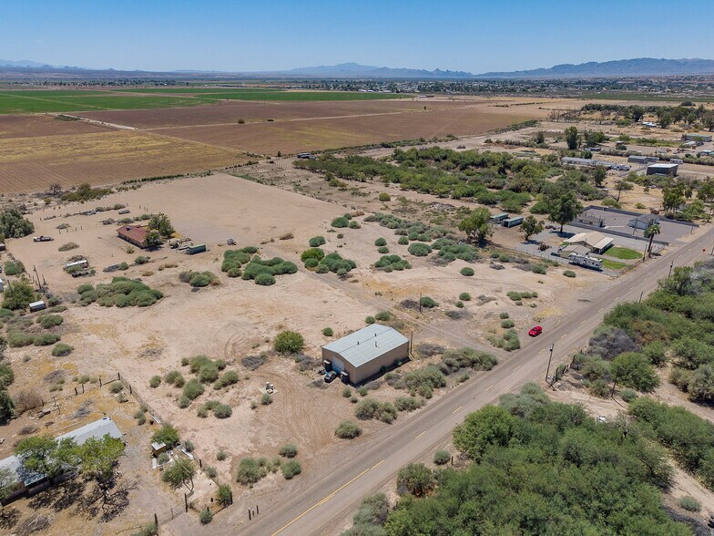 More Photos Of 9512 S Evans Ln, Mohave Valley Warehouse For Sale