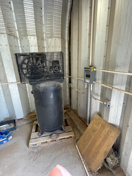 More Photos Of 4907 S Main St, Roswell Auto Dealership For Sale