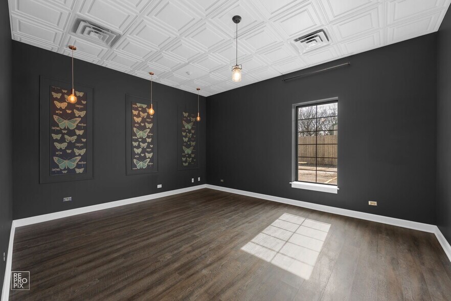 More Photos Of 616 Childs St, Wheaton General Retail For Lease