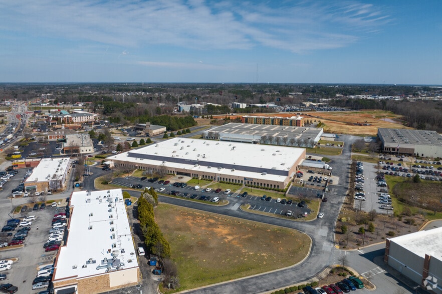 More Photos Of 1461-1477 Highway 20 W, McDonough Warehouse For Lease