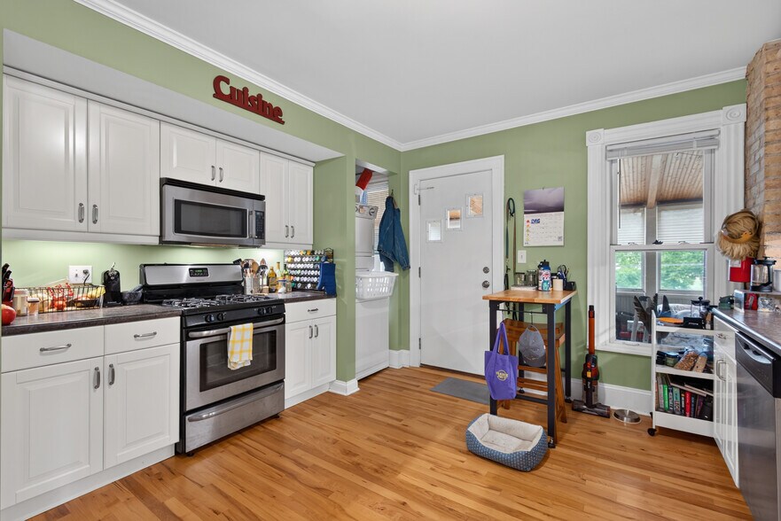 More Photos Of 446 Madison St NE, Minneapolis Multifamily For Sale