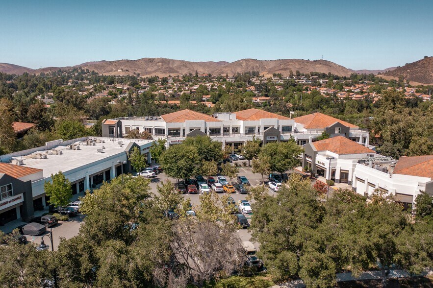 More Photos Of , Agoura Hills General Retail For Sale