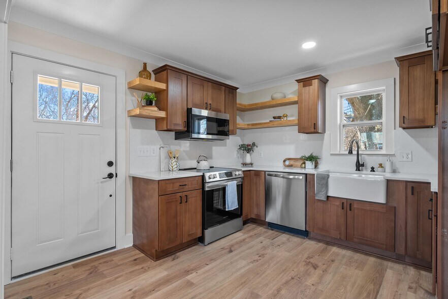 More Photos Of , Greenville Multifamily For Sale