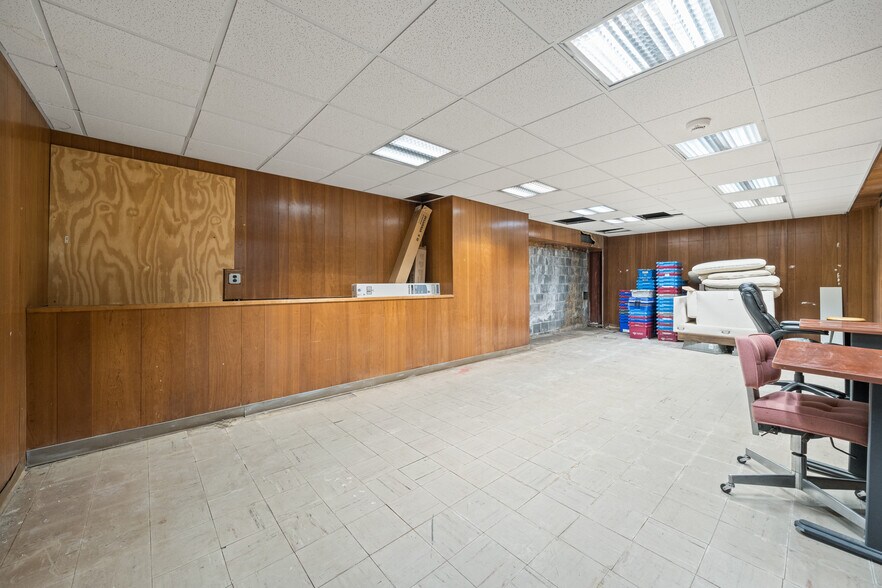 More Photos Of 861-863 Broadway, Bayonne General Retail For Sale