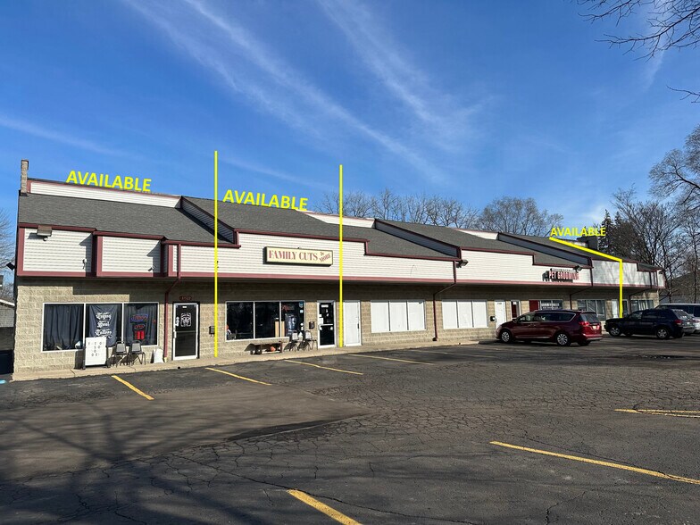 More Photos Of 37466-37522 Ann Arbor Trl, Livonia Storefront For Sale