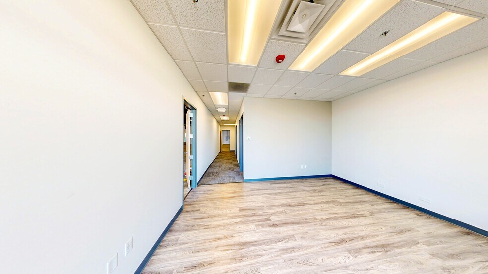 More Photos Of 5050 Fox St, Denver Warehouse For Lease