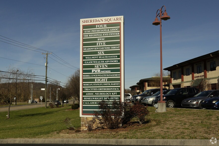 More Photos Of 8 Sheridan Sq, Kingsport Medical For Lease